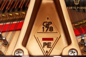 Boston piano GP178PE