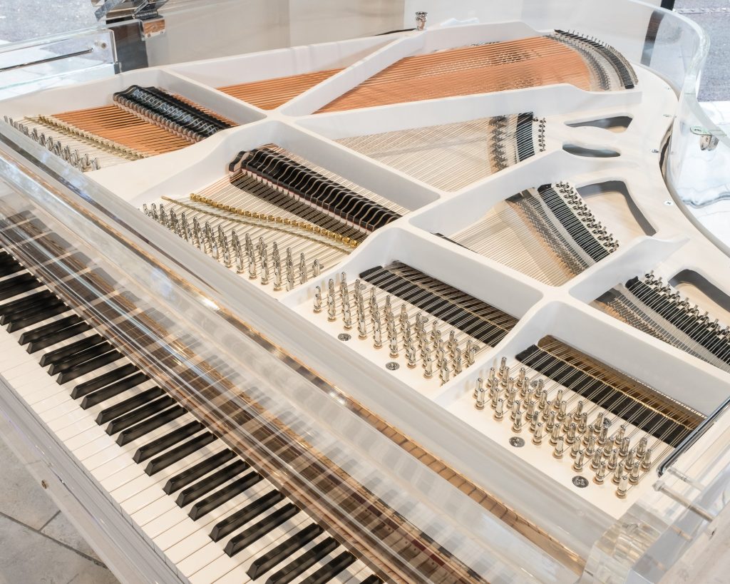 Plexibel, piano trong suốt, piano crystal
